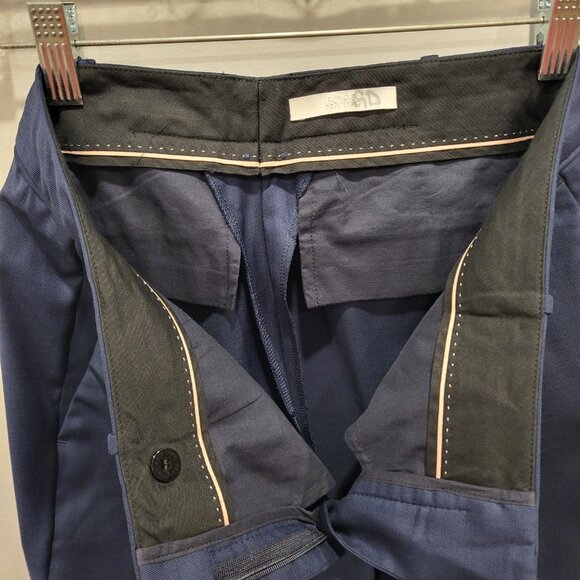 Hugo Boss Navy blue Women's Wool Dress Pants Size 30x32 - Picture 8 of 8